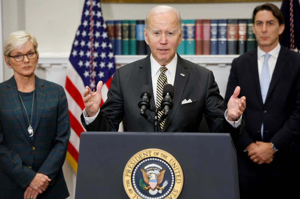 中美重磅！拜登抨击中国“不公平补贴”削弱美国贸易商 将加紧收回并“重返全球半导体竞赛”