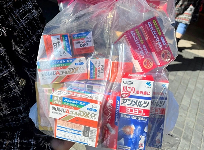 越洋抢药抢疯了！日本祭出“重磅限购令” 台湾 “婉拒大量贩售口服退烧药”、新加坡密切监测