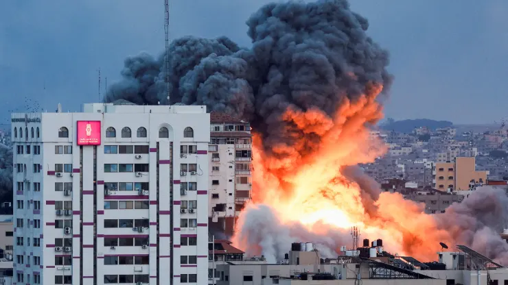 血腥一日！哈马斯称以色列空袭医院致500人死亡 究竟谁是凶手？