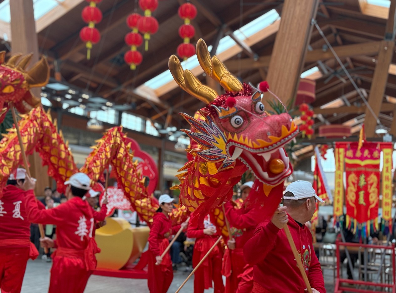 Tsawwassen Mills新春庆典：传统与现代交融，共庆丙午马年